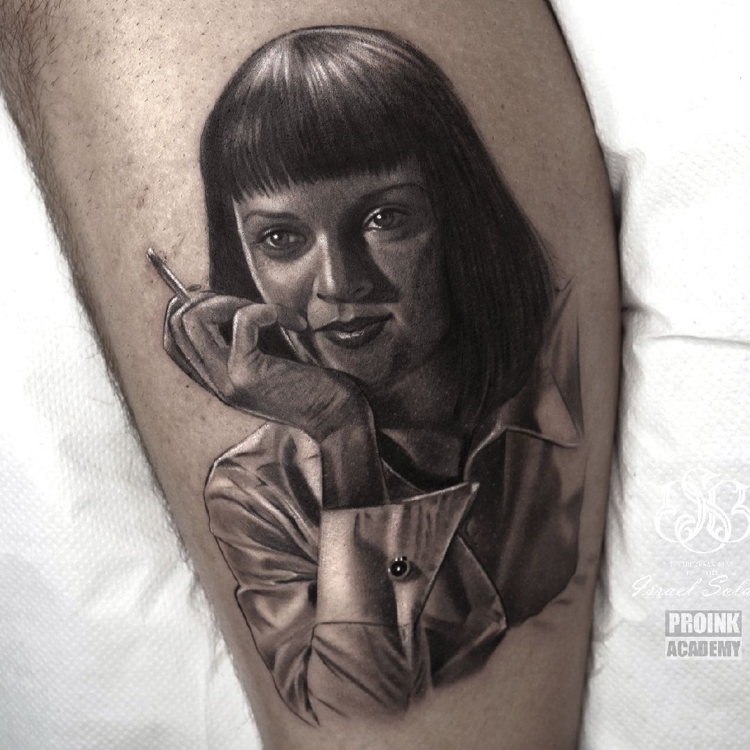 tatuaje realista Mia Wallace Israel Solano